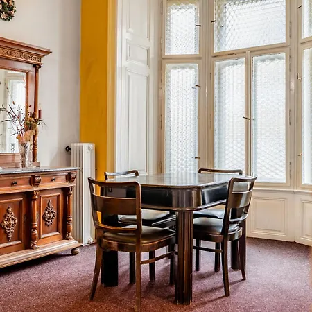 Baroque Grand Xxl - Center - 160 M2 Praha