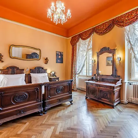 Baroque Grand Xxl - Center - 160 M2 Apartmán *
