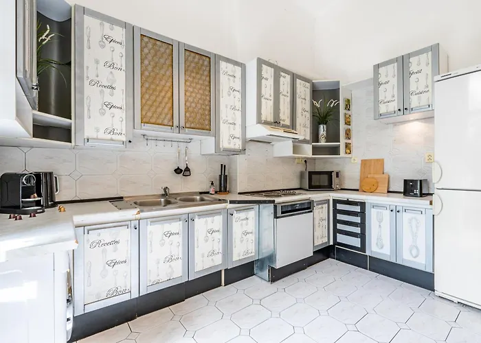 Apartment Baroque Grand Xxl - Center - 160 M2
