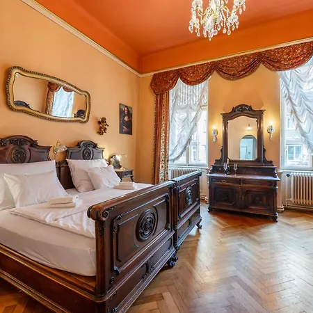 Baroque Grand Xxl - Center - 160 M2 *